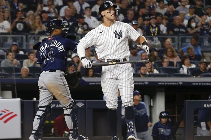 Yankees Podcast: Collapse a Day Away