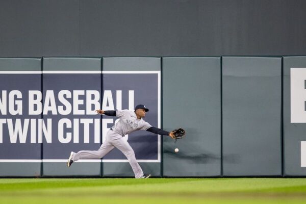 Nathan Eovaldi roughed up as Yankees fall to Twins